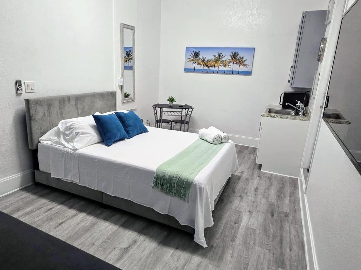 South Miami Heights Cozy Private Room מראה חיצוני תמונה